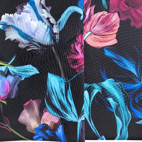 TED BAKER London Dabah Pencil skirt women size 2 US Small 4-6 Dark Floral Print - Picture 13 of 16